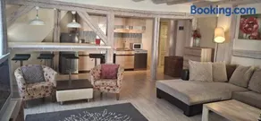 Studio Apartment, Free Parking - Image 2