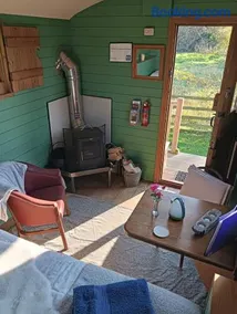 Lucker mill shepherds huts - Image 1