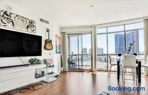 Two Bedroom High Rise Residence with City Views - Image 5