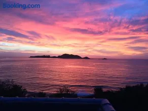 Laxmi Villa Great Sunsets Pool Walk to Beach - Image 2