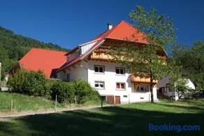 Schätzlehof - Image 1
