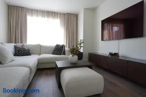 The Dublin Luxe - Image 2