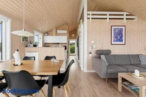 Perfect Holiday Home For Relaxation And Beach - Image 4