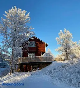 Sea Side Cabin - Image 1