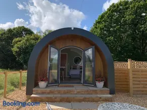 Luxury Glamping Pods with private Hot Tubs - Dog Friendly - Image 2