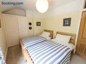 Glan Y Mor, 147 Station Road - Image 3