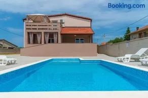 Apartmani Kržak - Image 1