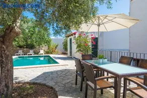 Familienorientierte tolle Villa mit Garten, Grill und Terrasse - Image 3