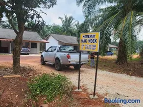 Homestay Mak 'Ndek '6' - Image 2