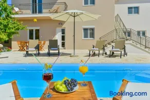 Holiday Home M&M - Image 2