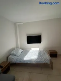 Helle 1 Zimmer Wohnung - Image 1