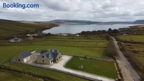 Beautiful Home on Lake Carrowmore - Image 2