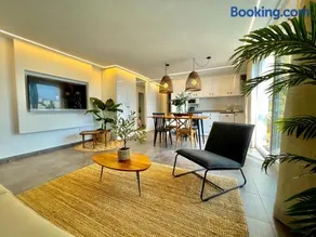 SeaHomes Vacations - MARINA BOUTIQUE design - Image 2