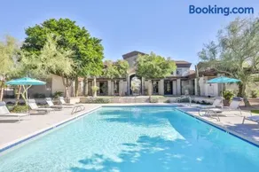 Luxury Vacation Rentals by Meridian CondoResorts - Image 2