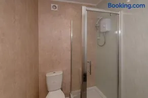 Central Apartment Darlington - Image 2