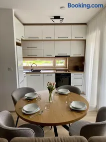 Green Nest Apartment - Image 4