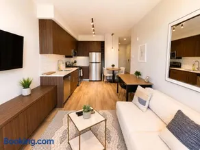 Lovely Brand New Condo - Image 4