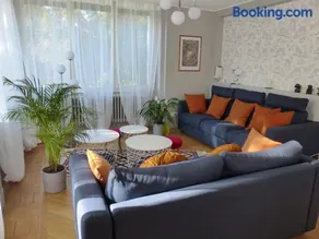 La Maison de la Douce Heure, 4 appartements climatisés avec jardin au centre ville proche des Thermes - Image 3