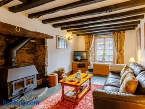 Hope Cottage - chocolate box thatch in Chittlehampton, North Devon - Image 3
