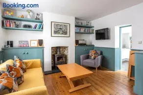 Old Anchor Cottage in Broadstairs - Exclusive unmissable deals! Book now before it's too late! - Image 2