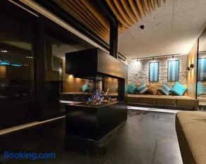 rocking home - Image 3