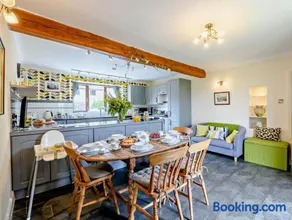 3 Bed in Whitby oc-92012 - Image 4