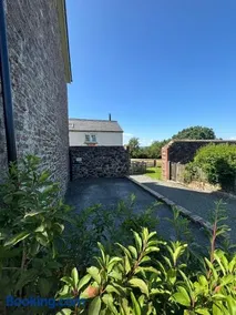 Langham House Cottage - Image 2