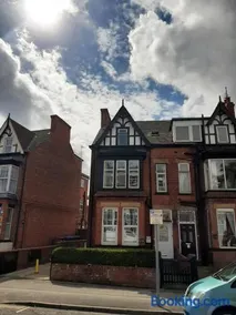 Woldgate Retreat Bridlington - Image 1