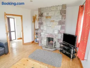 13 Trawmore Cottages - Image 3