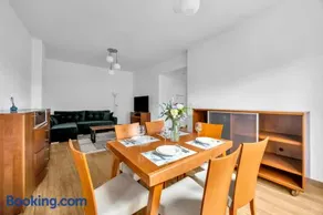 Warsaw Wola Apartment - Old Town Nearby & Parking, Balcony - by Rentujemy - Image 2