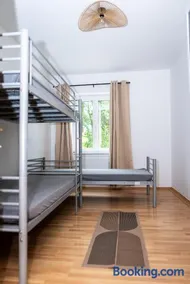 Apartment & Guesthouse Camping Melk - Image 2
