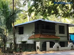 Creekshore Home Stay - Image 2