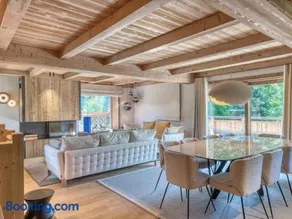 Chalet rénové 6 chambres à Megève, proche pistes Rochebrune, jardin, garage, 12 personnes - Image 1