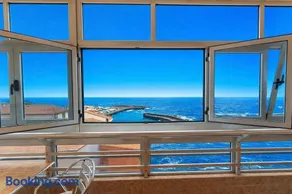 City apartment next to the Sea - Image 3