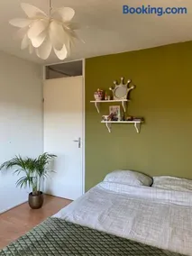 Great House for Two in Amsterdam - Image 4