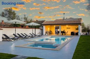 Villa Nola - Image 3