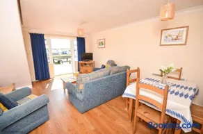 Buttercup Lodge - Image 5