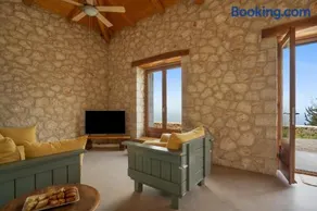 Melivaroni Villa - Image 2