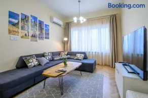 Two Luxury Condos by NDK and National Stadium with 2 Free Parking Spots - Image 1