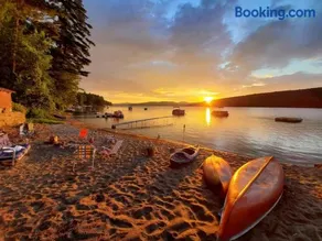 Yellow Pine Lake House ADK Schroon Private Beach - Image 1