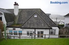 Lighthouse Cottage, 19 Broadlands, Shaldon - Image 2