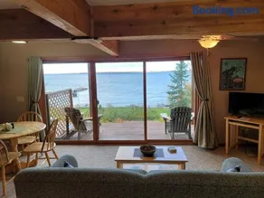 Bayfield Island View Lodging, Bayfield, WI - Image 3