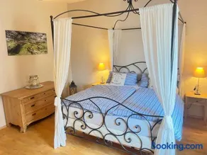 Chiemsee Beachhouse Apartment - Image 1