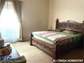 Ali Onga Homestay di Kota Batusangkar - Image 1
