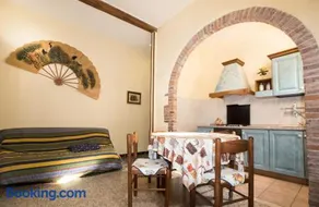 Charming Apartment in Massa Marittima, Shared Pool - Image 1