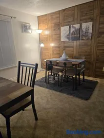 Private 4 bedroom home sleeps upto 12 - Image 2