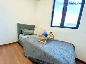 Central Park Tampoi 2 bedroom by Luxecocoo CK - Image 3