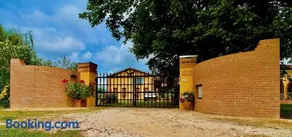 CA' LEONE - Sans Souci - Apartment with Pool - Image 4