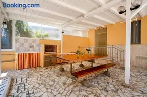 COZY - HOUSE a 100 m dal mare e Parcheggio Privato by APE - Image 1