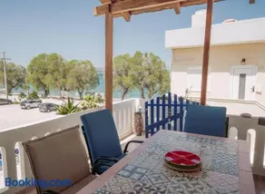 ARETOUSA Seafront House - Image 1